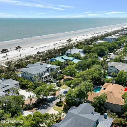 Buy this 5 bed house on 10 Brigantine in Palmetto Dunes, Hilton Head Island
