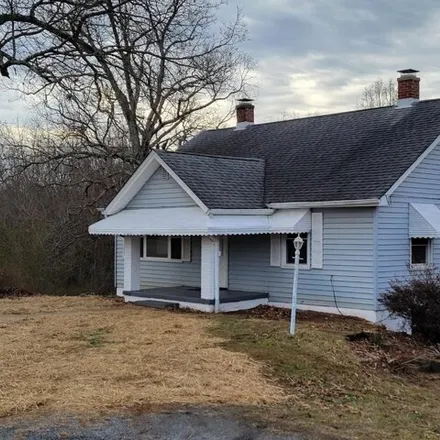 Buy this 3 bed house on 22 Old Rustburg Road in Bocock, Campbell County