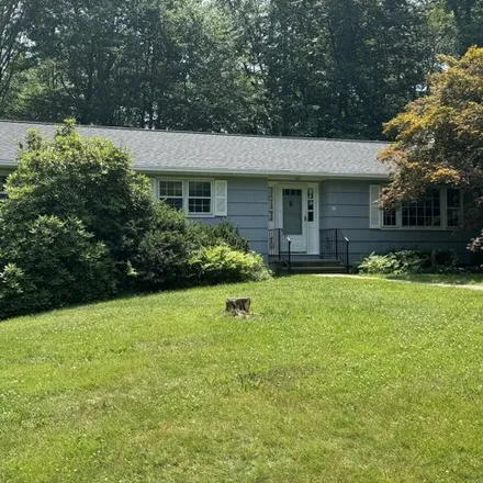 Rent this 4 bed house on 15 Carriage Dr in Shelton, Connecticut