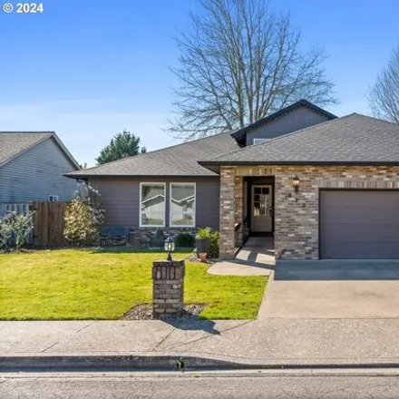 Buy this 3 bed house on 653 Southwest Sunset Drive in McMinnville, OR 97128
