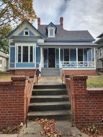 Buy this 3 bed house on 2137 Broadway Street in Little Rock, AR 72206