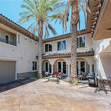 Image 3 - 1347 Enchanted River Drive, Henderson, NV 89012, USA - House for sale