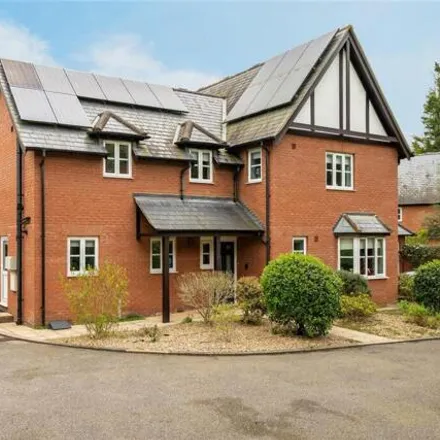 Buy this 4 bed house on Chequers Hotel in 7 - 9 Ancaster Road, Ipswich