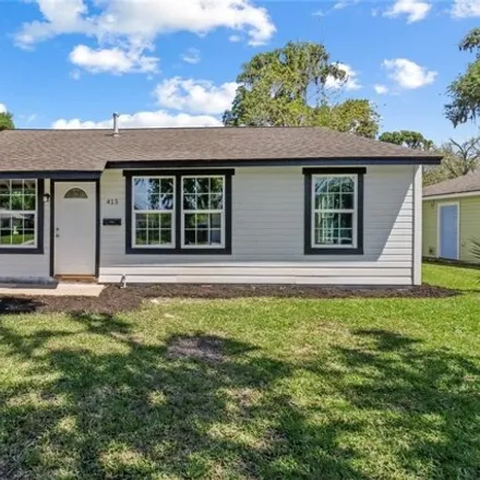 Buy this 3 bed house on 415 Center Way St in Lake Jackson, Texas