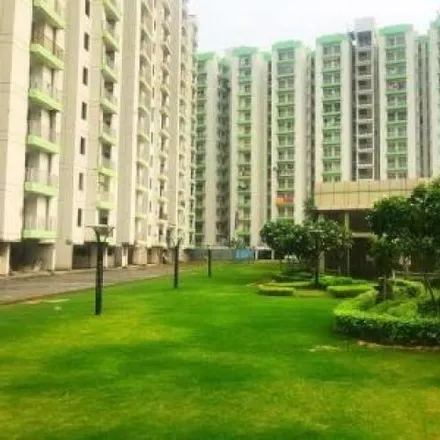 Image 5 - unnamed road, Ghaziabad District, Ghaziabad - 201017, India - Apartment for rent