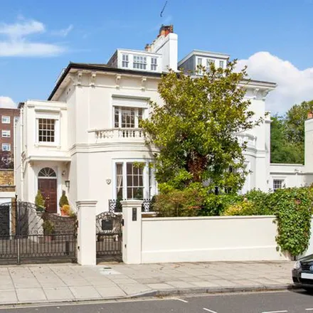 Rent this 5 bed duplex on 48 Queen's Grove in London, NW8 6HJ