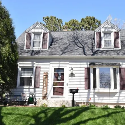 Buy this 3 bed house on 9026 West Vincent Place in West Allis, WI 53214