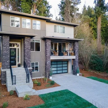 Buy this 5 bed house on 7231 Northeast 118th Street in Kirkland, WA 98034
