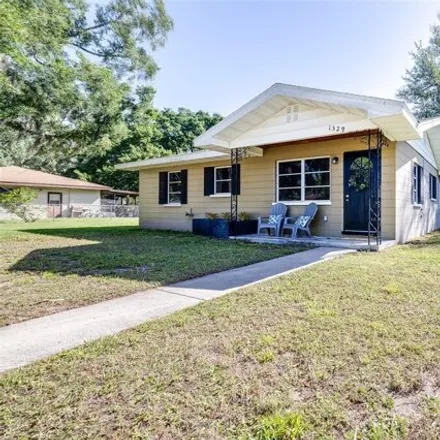 Buy this 3 bed house on 626 Oak Street in Fort Meade, Polk County
