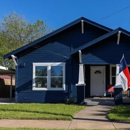 Buy this 2 bed house on 519 West Wilson Street in Cleburne, TX 76033