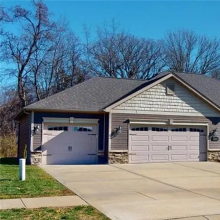 Buy this 4 bed house on 2633 London Lane in Shiloh, IL 62221