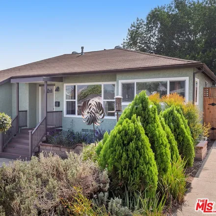 Buy this 3 bed house on 4614 Edelle Place in Los Angeles, CA 90032