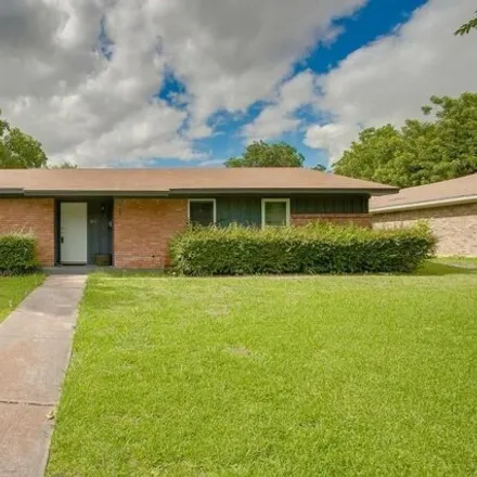 Buy this 3 bed house on 817 Poinsettia Drive in Lancaster, TX 75146