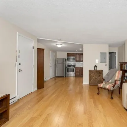 Image 5 - 89 Pleasant Street, Medfield, MA 02052, USA - Condo for sale