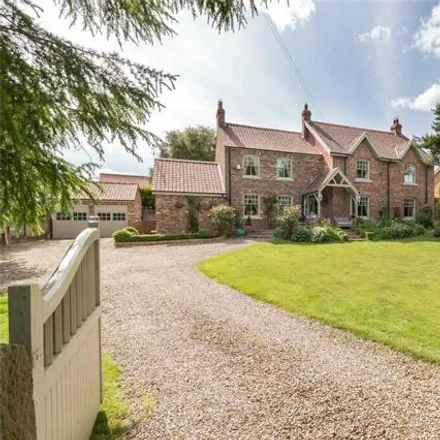 Buy this 6 bed house on unnamed road in North Yorkshire, TS9 5LG