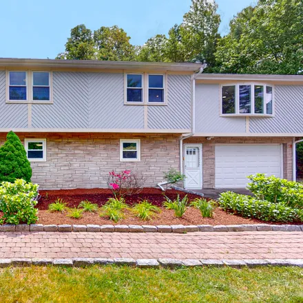 Buy this 6 bed apartment on 14 Tournament Road in Natick, Natick