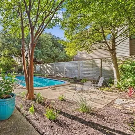 Buy this 2 bed condo on 1514 Forest Trail in Austin, TX 78703