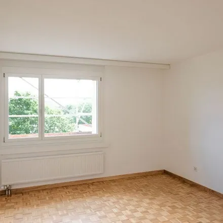 Image 3 - Langackerstrasse 11, 8952 Schlieren, Switzerland - Apartment for rent