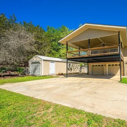 Image 3 - 2054 Medina Hwy, Kerrville, Texas, 78028 - House for sale