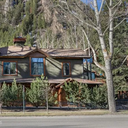 Rent this 1 bed condo on 151 South 4th Street in Aspen, CO 81611