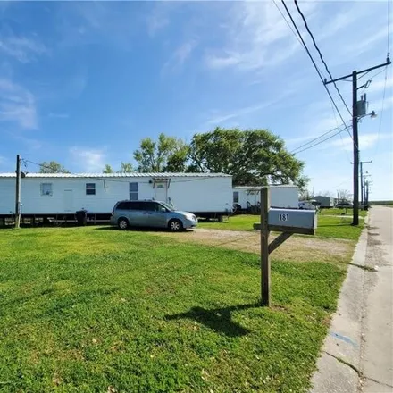 Image 4 - 181 Wildwood Drive, Buras, Plaquemines Parish, LA 70041, USA - Apartment for sale