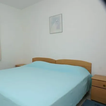 Rent this 5 bed apartment on 21403 Općina Sutivan