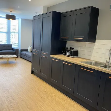 Rent this 6 bed apartment on SMITHDOWN RD/GRANVILLE RD in Smithdown Road, Liverpool
