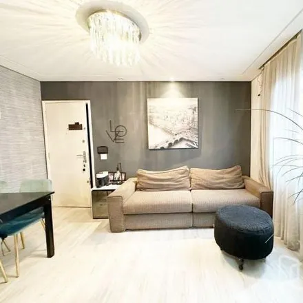 Buy this 2 bed apartment on Rua Professor Vahia de Abreu in Vila Olímpia, São Paulo - SP