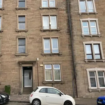 Rent this 1 bed apartment on Provost Road in Dundee, DD3 8AF
