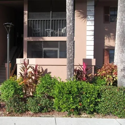 Rent this 2 bed condo on unnamed road in Port Charlotte, FL 33954