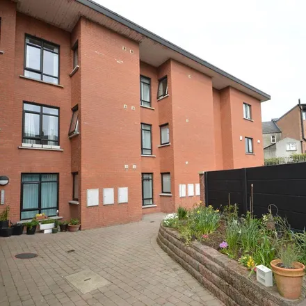 Rent this 2 bed apartment on Dundela Crescent Car Park in Holywood Road, Belfast