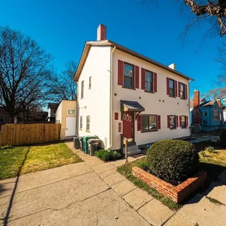 Buy this studio house on 1413 Regent Avenue in Cincinnati, OH 45237