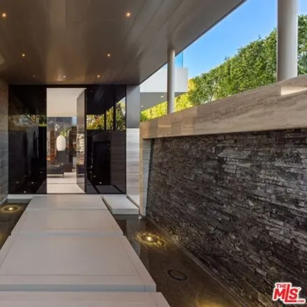 Image 4 - 1251 Shadow Hill Way, Beverly Hills, CA 90210, USA - House for sale