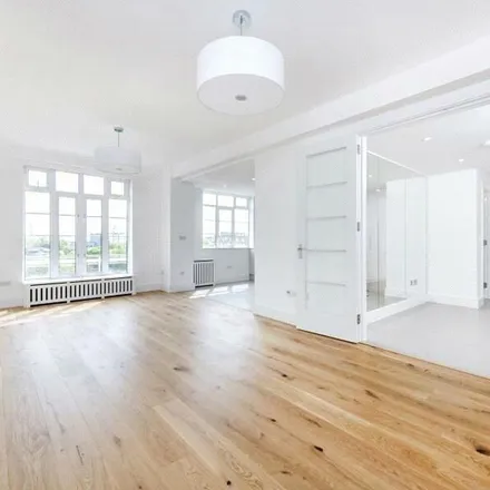 Image 2 - Grove End Gardens, 33 Grove End Road, London, NW8 9ND, United Kingdom - Apartment for rent