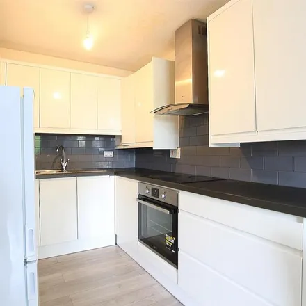 Rent this 1 bed apartment on Wivenhoe Court in London, TW3 3JW