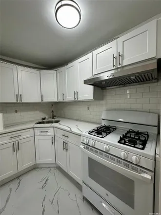 Image 4 - 111-33A 66th Avenue, New York, NY 11375, USA - Apartment for rent
