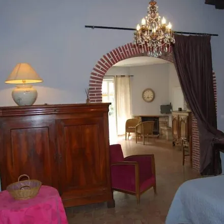 Image 5 - 46100 Figeac, France - Apartment for rent