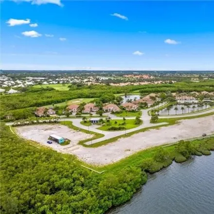 Image 8 - 4813 South Harbor Drive, Gifford, FL 32967, USA - House for sale