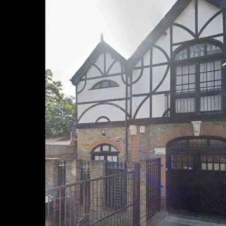 Rent this 3 bed house on Ilford Station (Ilford Hill Entrance) in York Mews, London