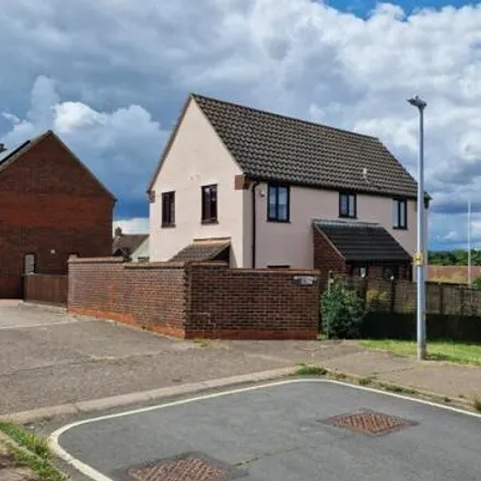 Buy this 3 bed house on 8 Fitzgerald Close in Lawford, CO11 2JT