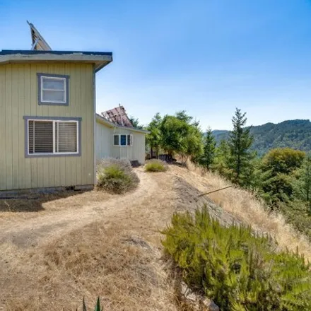 Image 7 - Applewood Road, Honeydew, Humboldt County, CA 95545, USA - House for sale