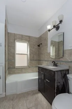 Image 6 - 10219 South Prospect Avenue, Chicago, IL 60643, USA - House for rent