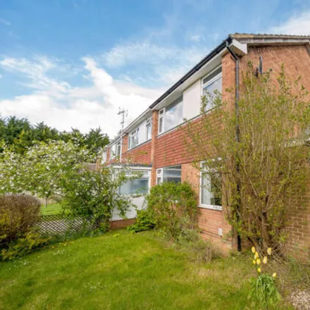 Buy this 3 bed townhouse on Nursery Road in New Alresford, SO24 9JW