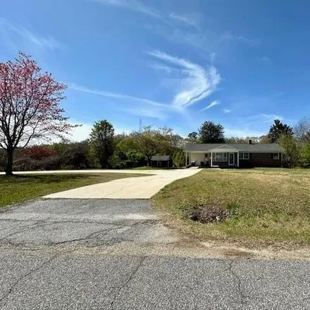Image 2 - 158 Pearson Road, Spartanburg County, SC 29651, USA - House for sale
