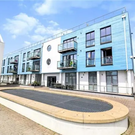 Rent this 1 bed room on Harbour Square in 7-29 Waterside, Tendring