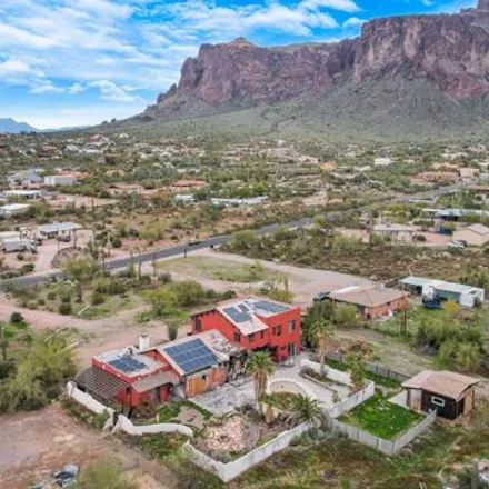 Buy this 7 bed house on 5335 East Pioneer Street in Apache Junction, AZ 85119