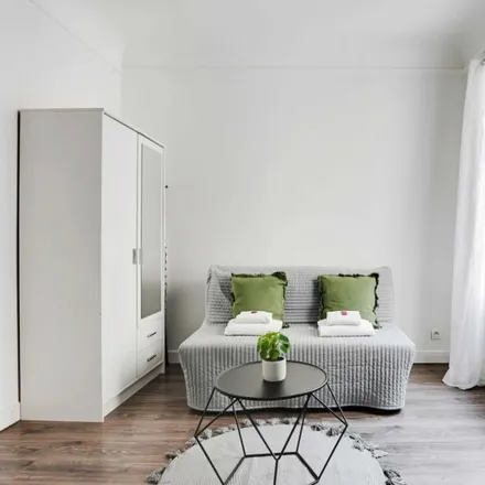 Image 3 - 5 Rue Capron, 75018 Paris, France - Apartment for rent
