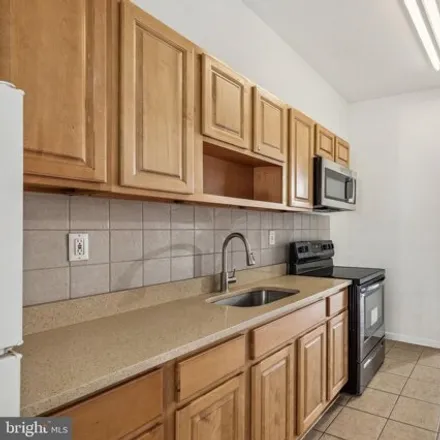 Rent this 3 bed house on 1816 West Oxford Street in Philadelphia, PA 19121