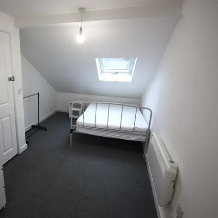 Rent this studio apartment on Long Drive in London, W3 7PP