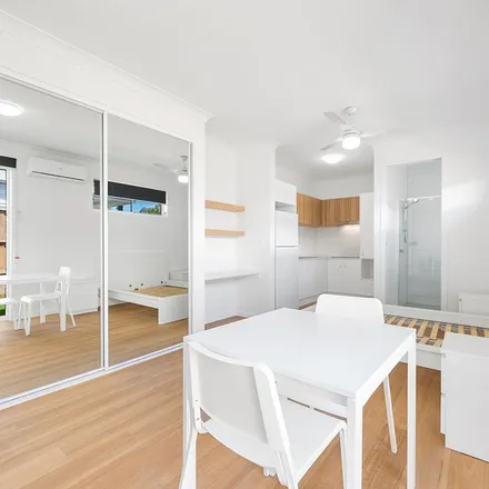 Rent this 3 bed apartment on 50A Queenstown Avenue in Boondall QLD 4034, Australia